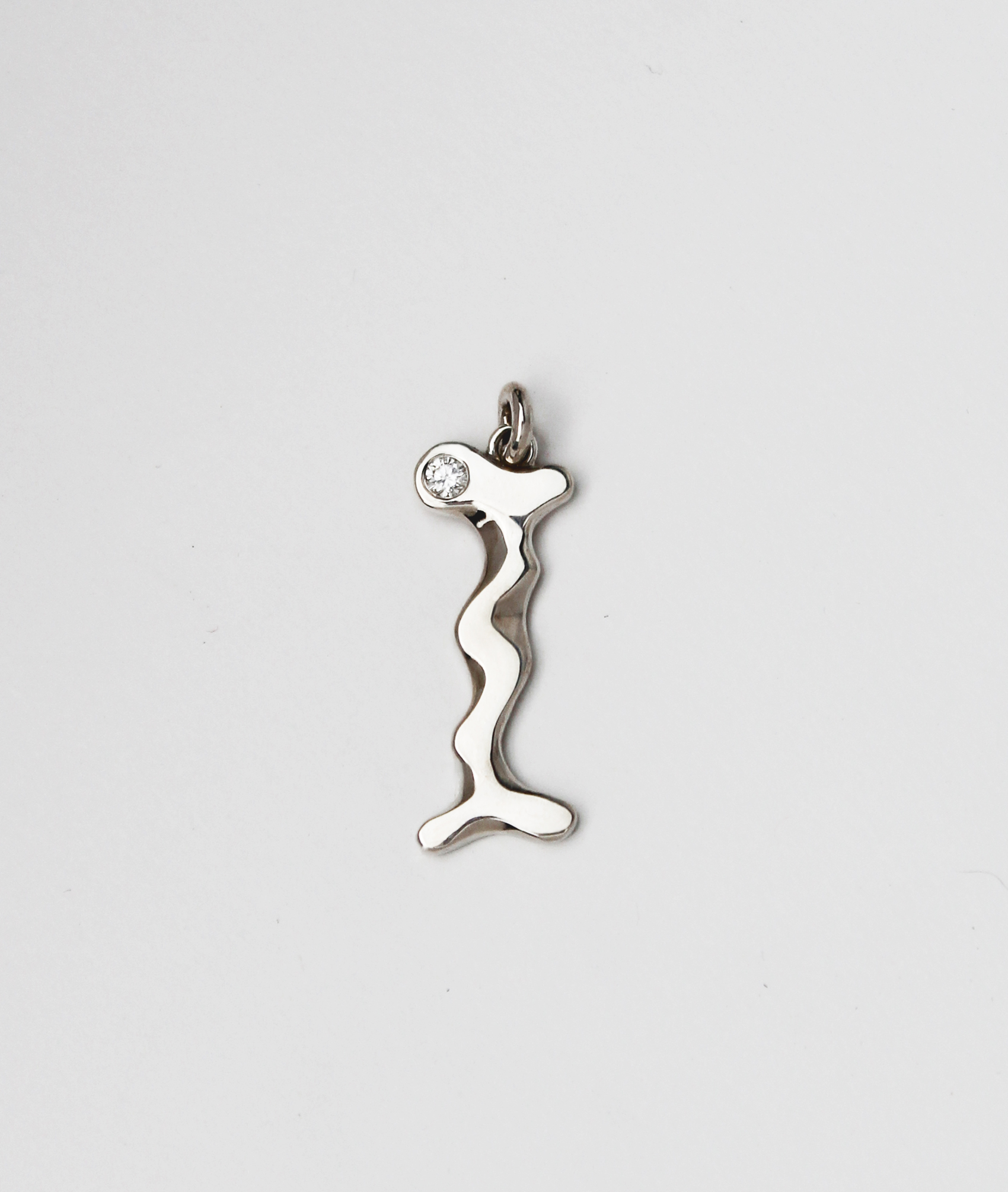 Letter_I_Human_Type_Pendant
