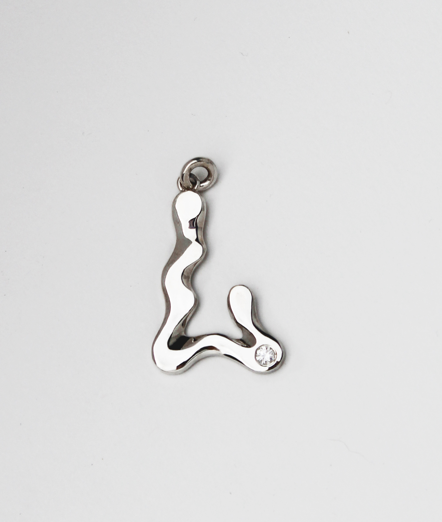 Letter_L_HumanType_Pendant