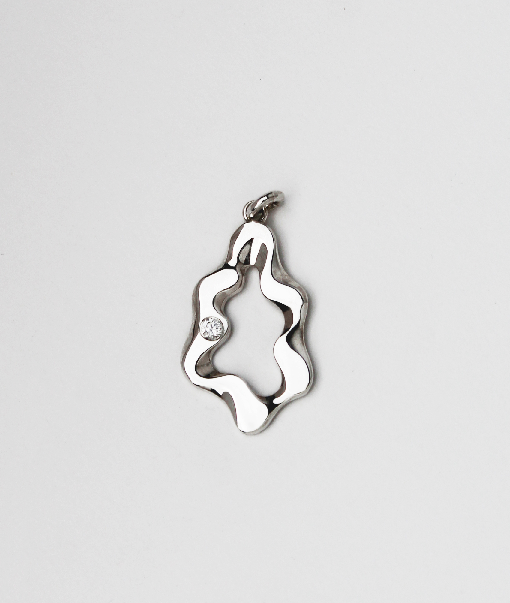 Letter_O_HumanType_Pendant