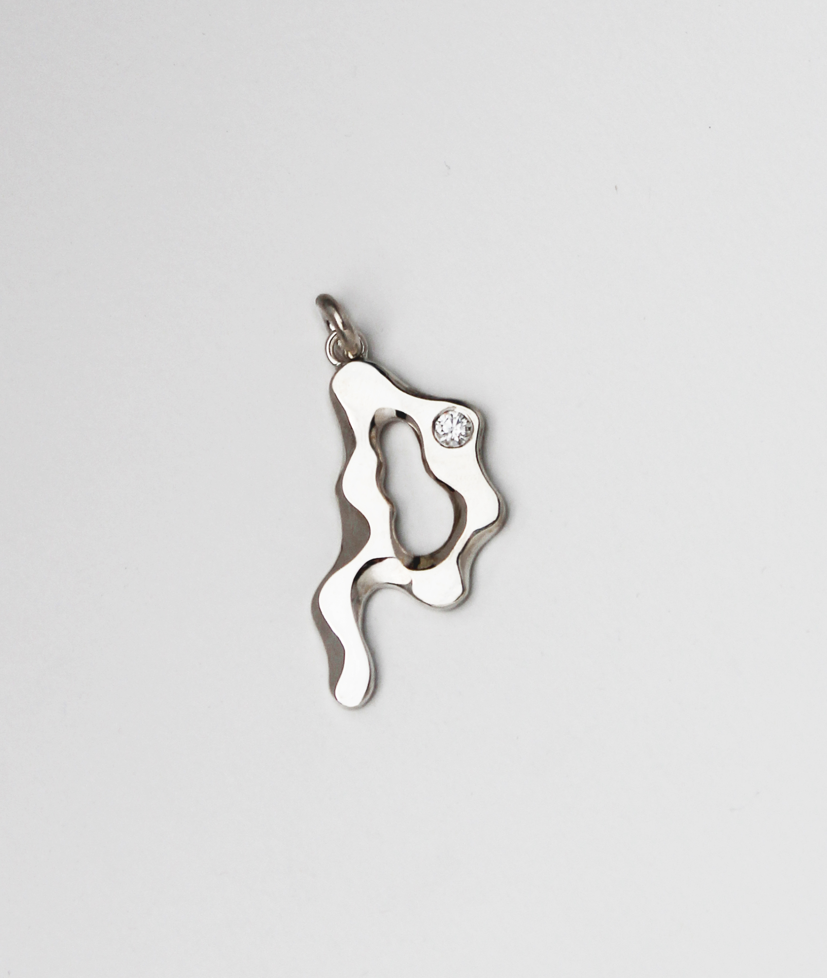 Letter_P_HumanType_Pendant