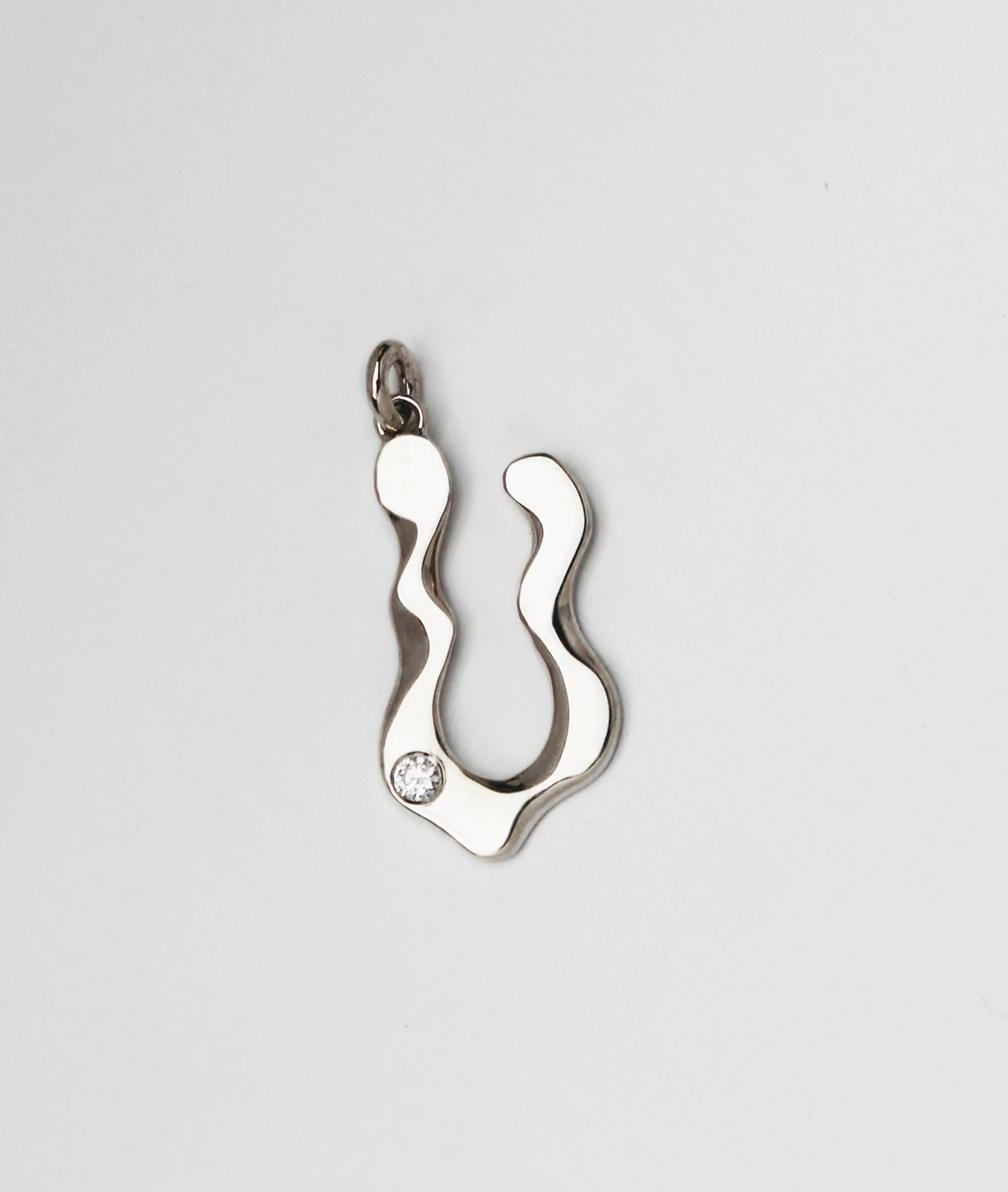 Letter_U_HumanType_Pendant