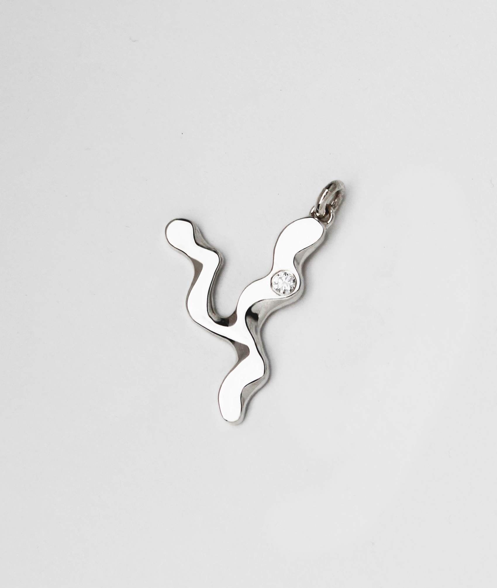 Letter_Y_HumanType_Pendant